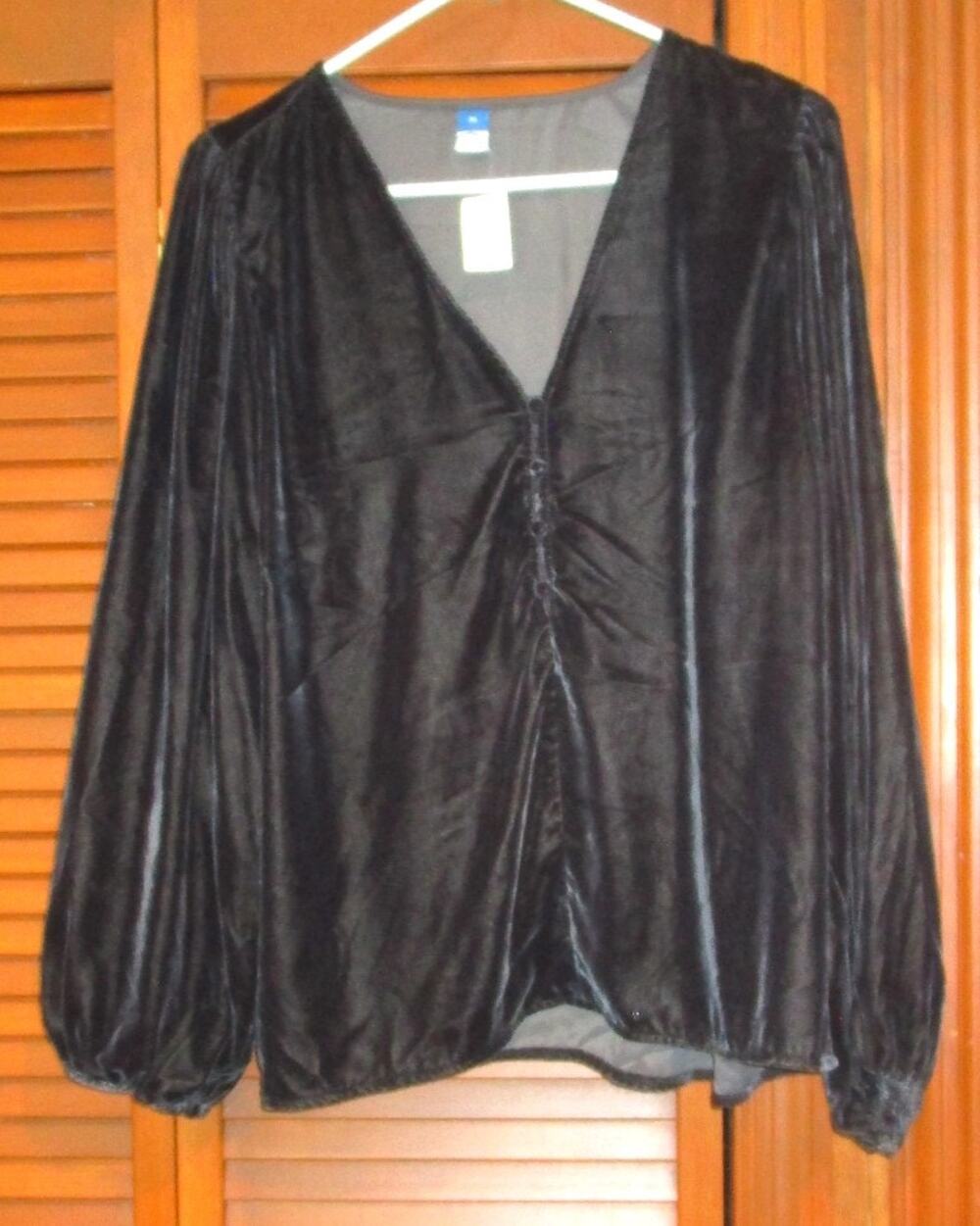 Old Navy Women's Black Velvet Long Sleeve Blouse Size XL Lined Romantic Goth